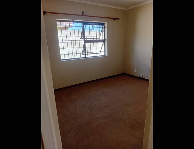 3 bed property to rent in KUILS RIVER